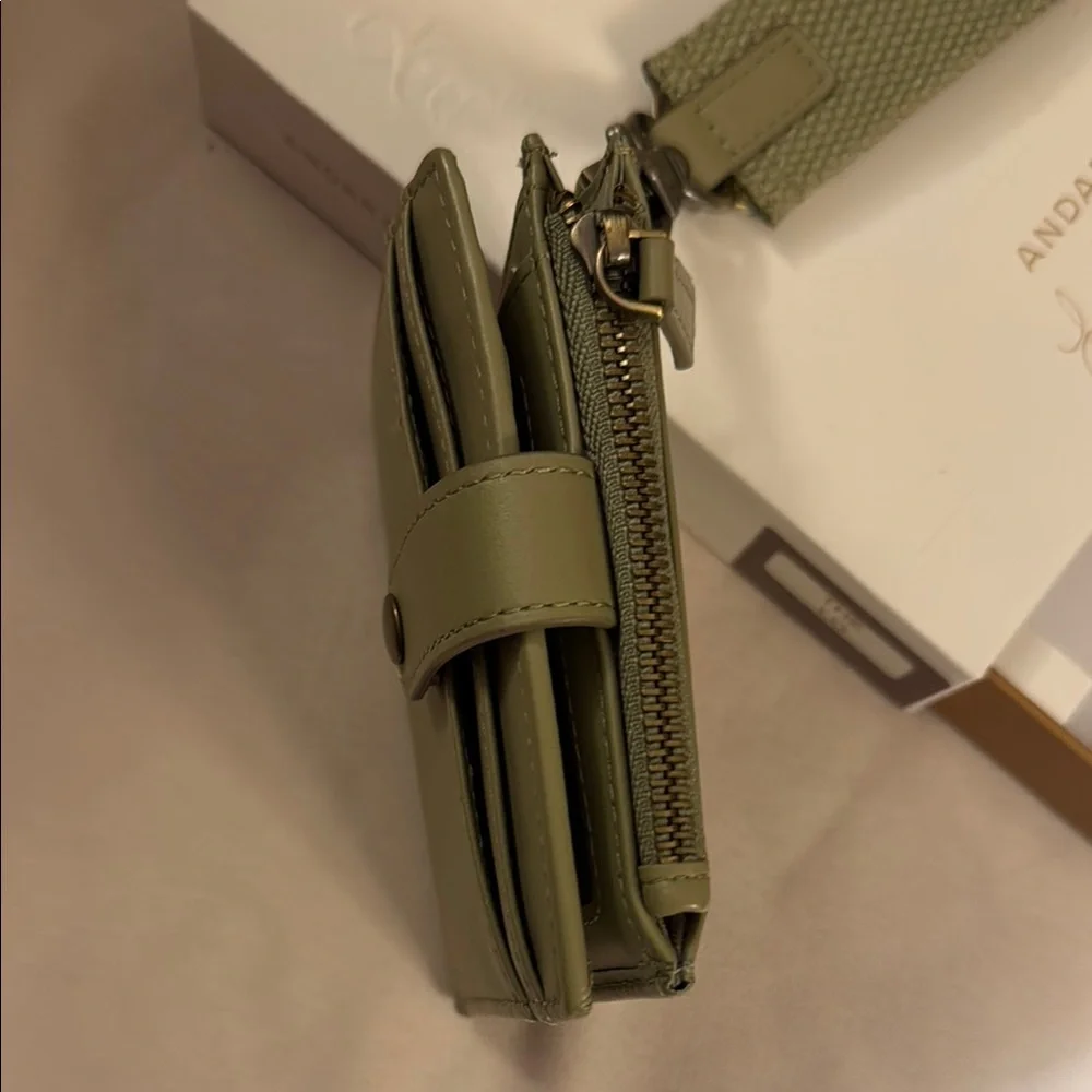 Andar The Lo Matcha green Wallet - Picture 3 of 3